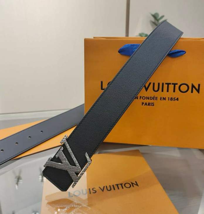 Picture of Louis Vuitton Belts _SKUfw201300965fw